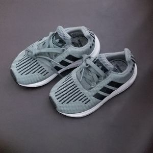 Adidas, Size 7, Olive Green/Black